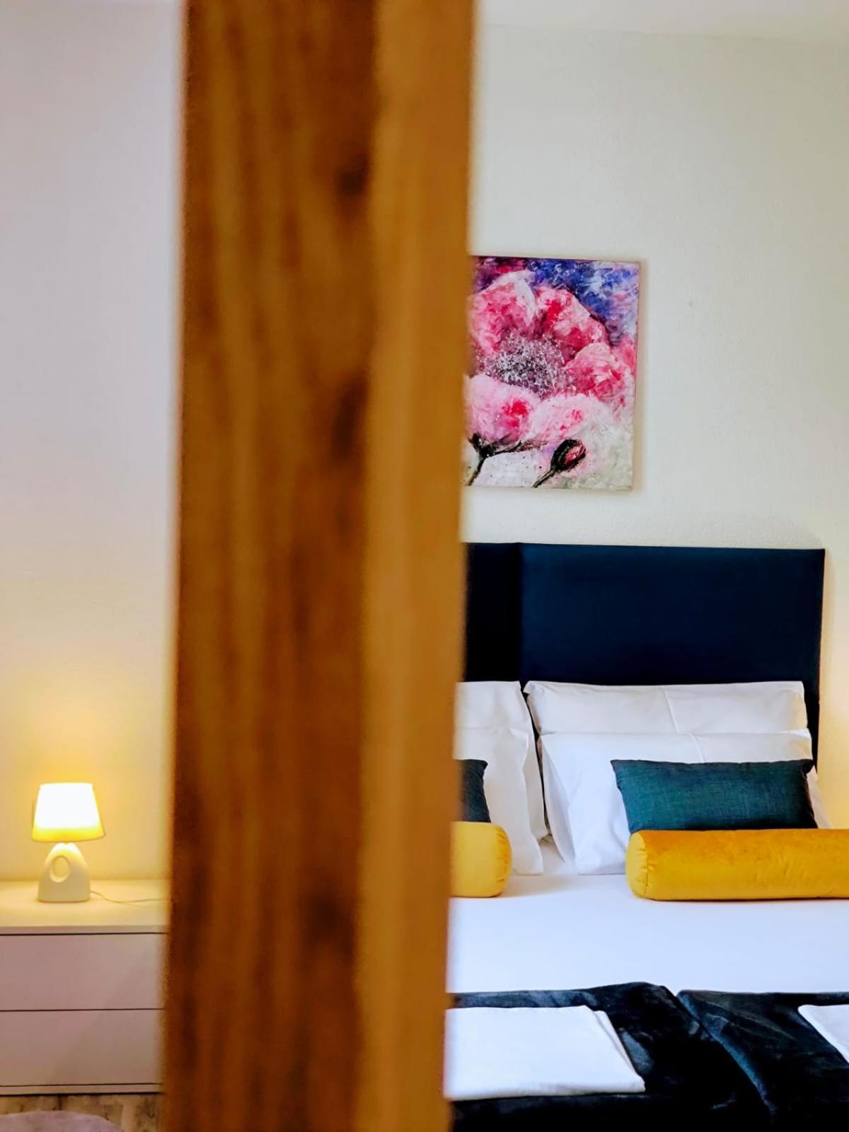 Apartment Lavel *